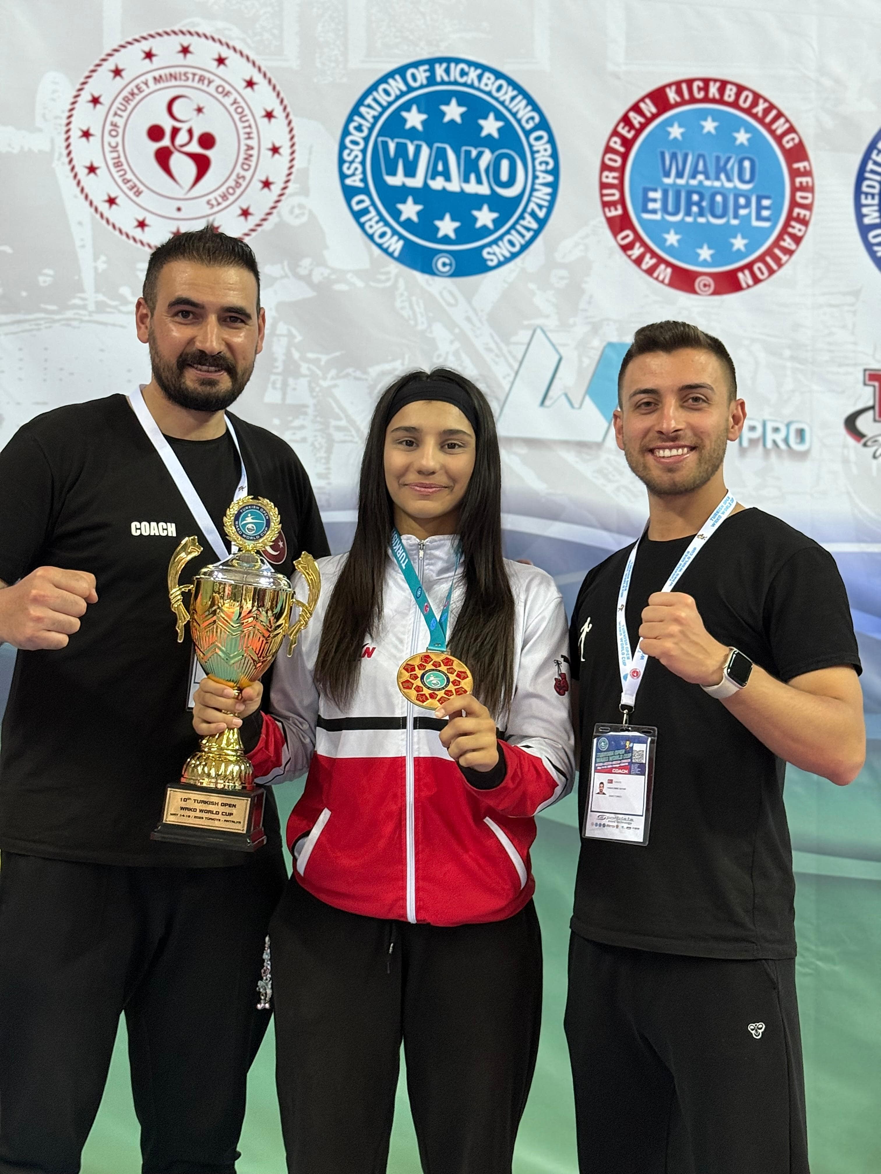 2025 YILI (14-18 MAYIS) ANTALYA BERİL ELÇİN BÜYÜKHATİPOĞLU (MİLLİ SPORCU)  	WORLD CUP ŞAMPİYONU KİCK LIGHT 1.Cİ