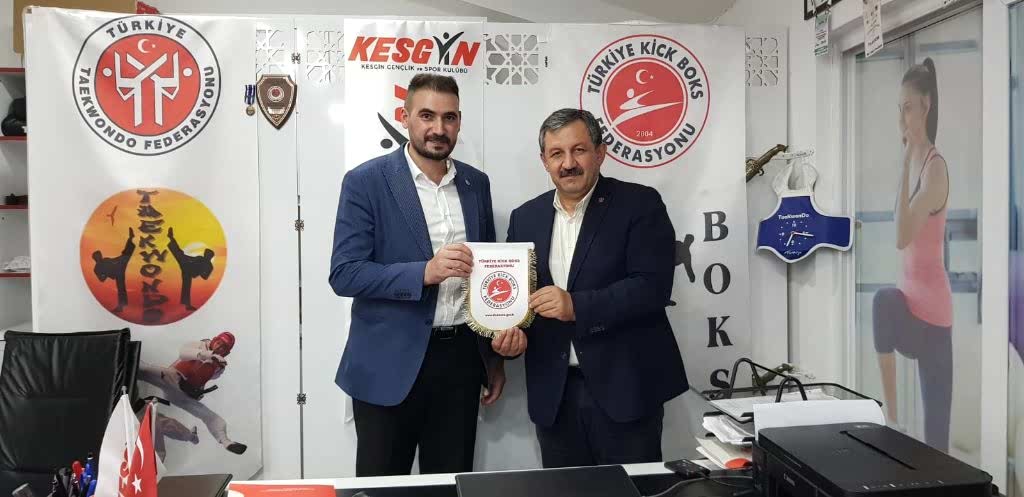 EFSANEDEN GURUR VERİCİ ZİYARET