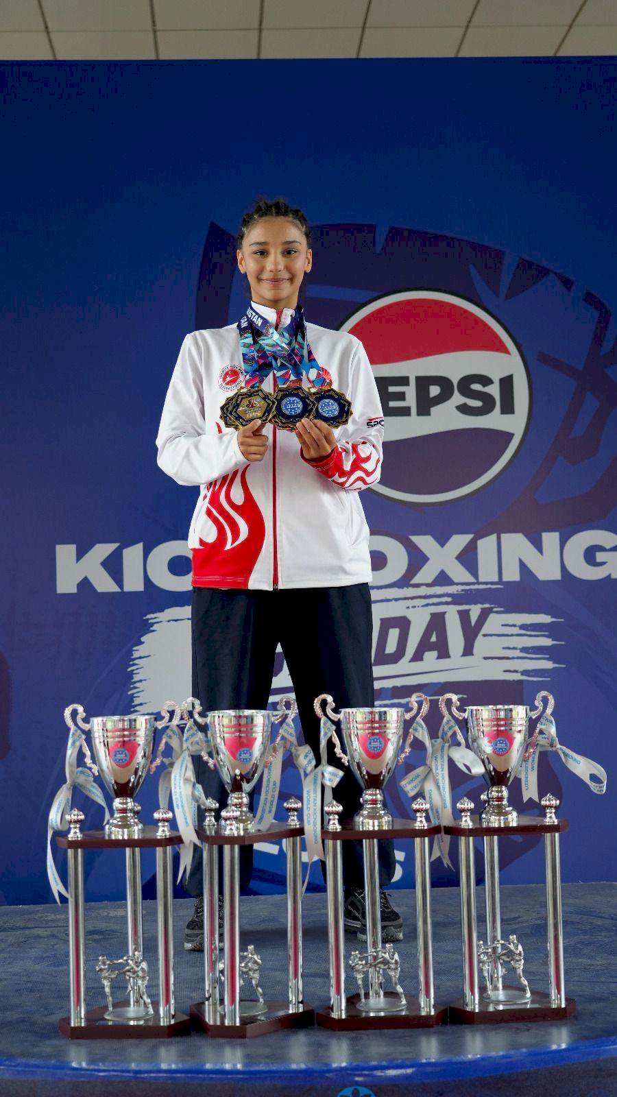 ÖZBEKİSTANDA TARİHİ ZAFER! TÜRKİYE DE BİR İLK TEK SPORCU 6 MADALYA 4 ŞAMPİYONLUK!