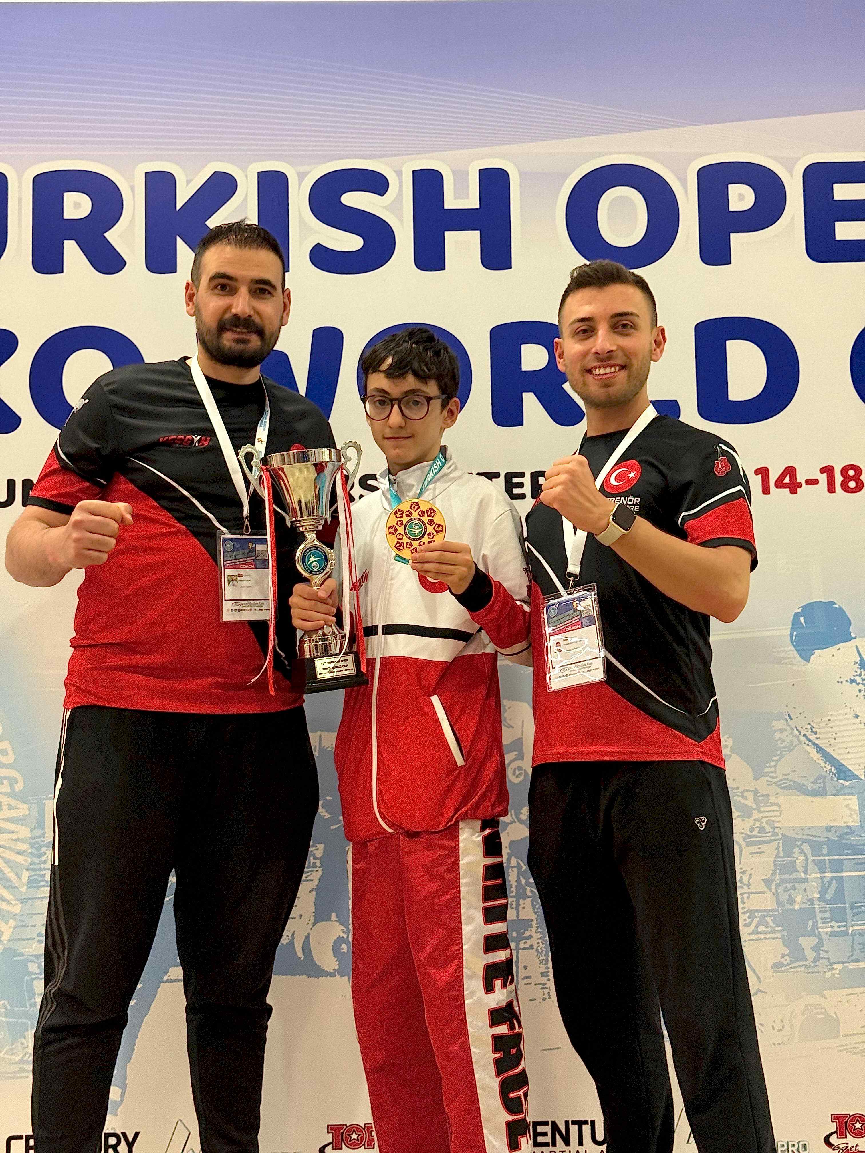 2025 YILI (14-18 MAYIS) ANTALYA SAFA HASTÜRK   	WORLD CUP  ŞAMPİYONU LIGHT CONACT 1.Cİ