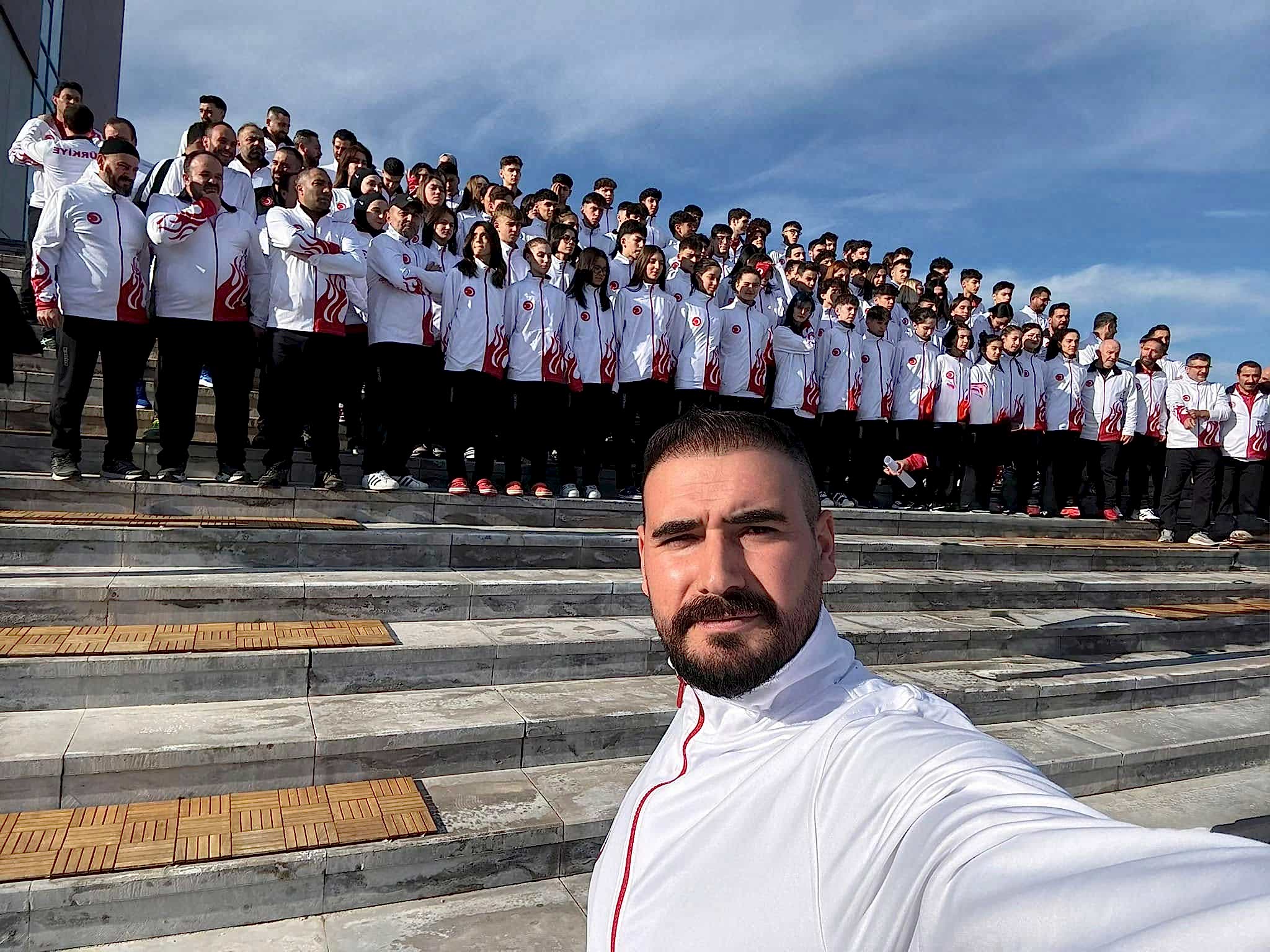 MİLLİ TAKIM ANTRENÖRÜMÜZ EKREM KESGİN  ROMANYA'DA -ŞAMPİYON TÜRKİYE- Romanyada Bayrağımız zirvede 